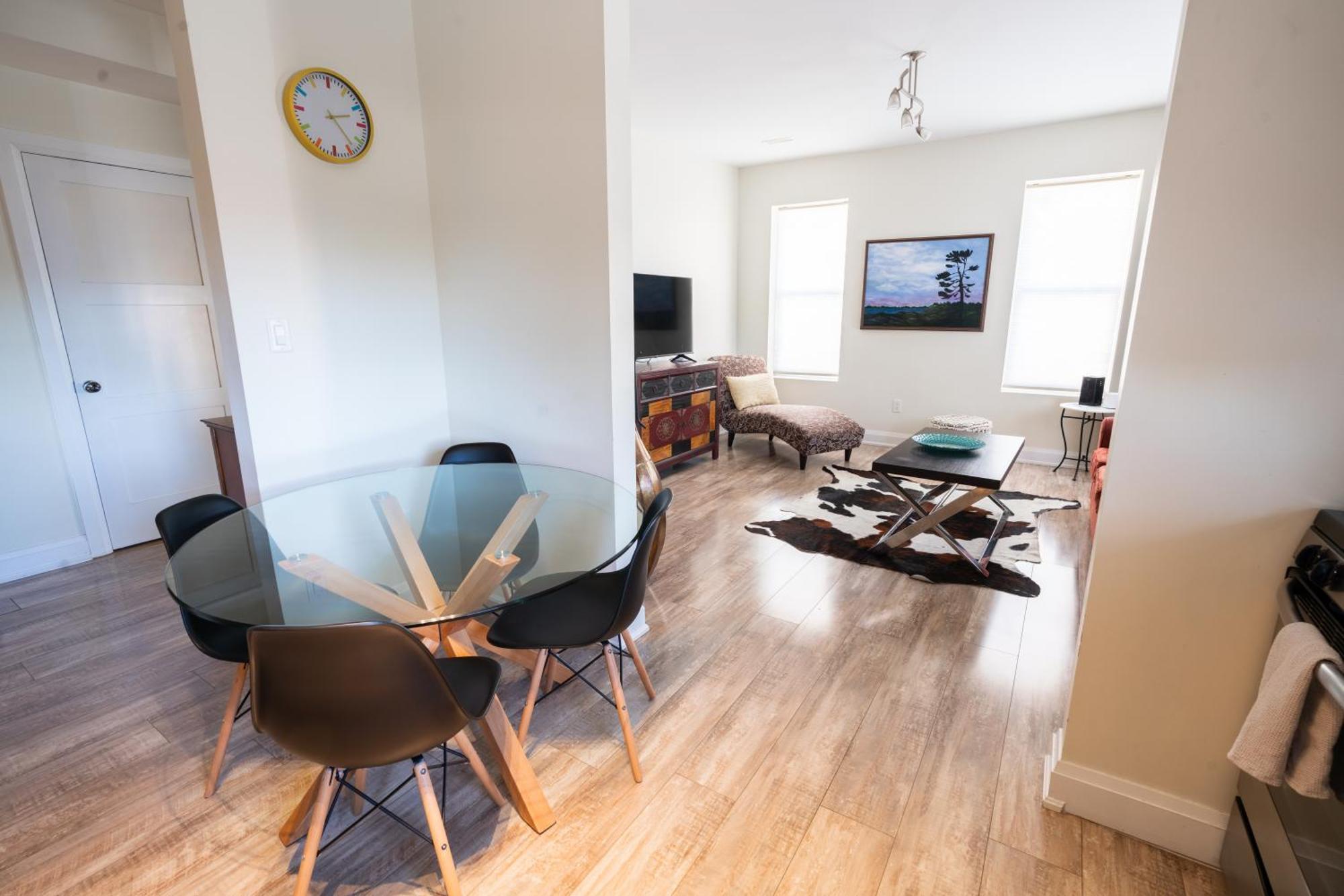 Spacious 3 Bedroom Apartment In Heart Of Niagara Thorold Экстерьер фото